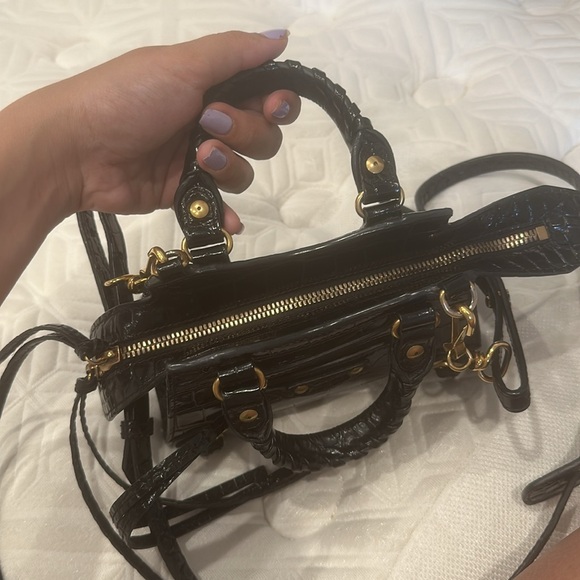 Balenciaga Black Croc-Embossed Neo Classic Nano city crossbody - Picture 10 of 10